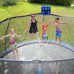 aspersor de agua trampolín.