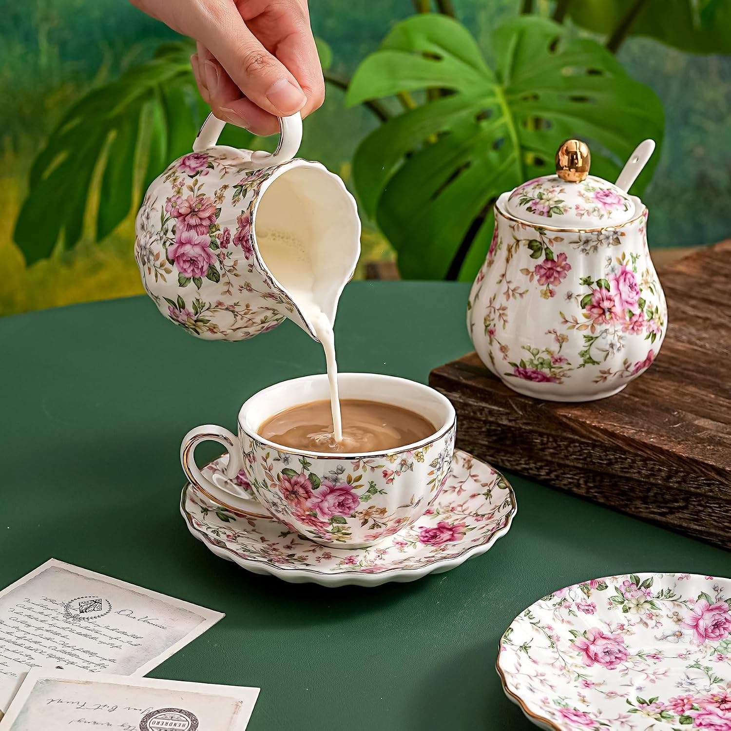 Agyiuns Taza de té y platillos, tazas de té floral con borde dorado, taza de té de porcelana. - Imagen 4